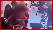 Bombeiro à paisana salva criança engasgada em restaurante em MG; veja